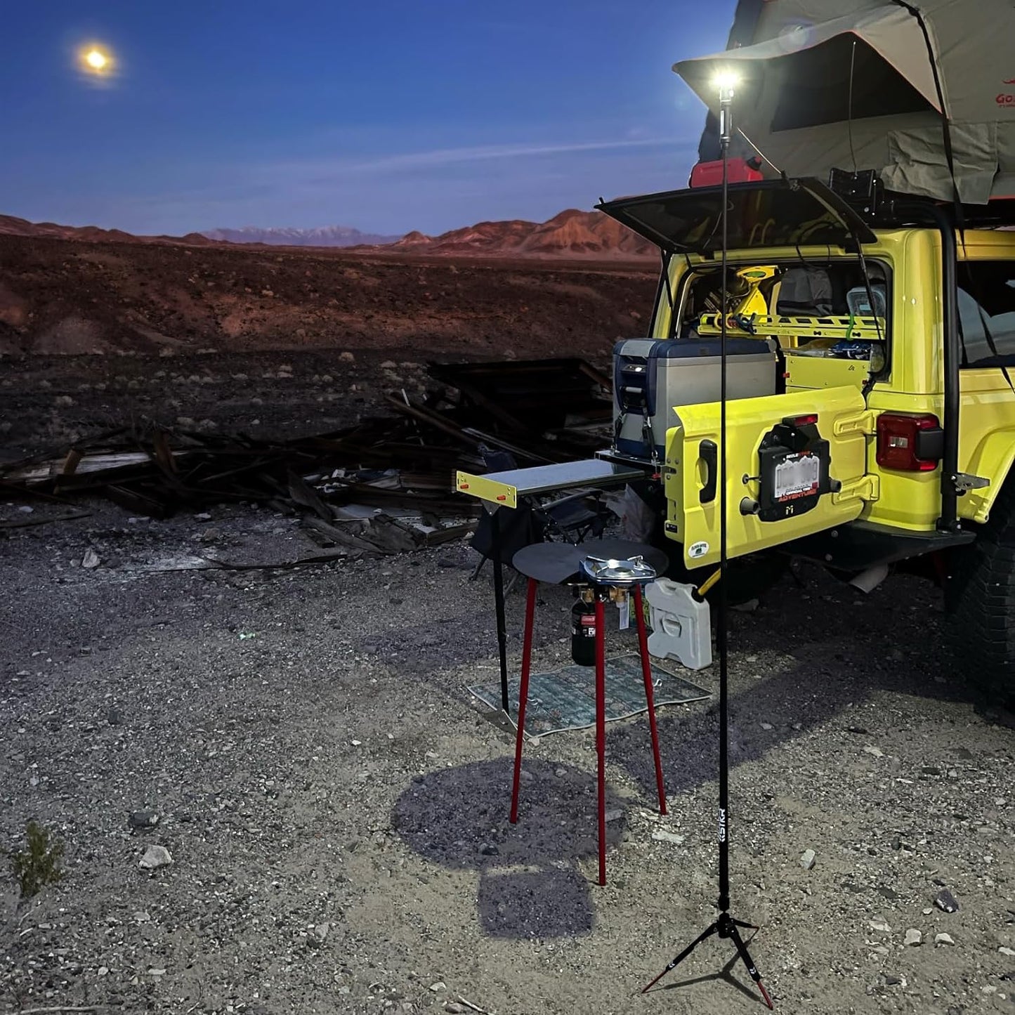 FLI PRO Telescoping Area Light - 8 Foot Extention + Removable Flashlight, Black, (12679)